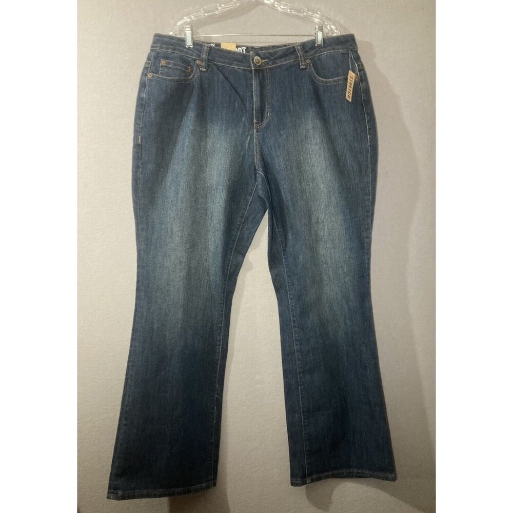 DKNY Soho Mid Rise Boot Cut Jeans Size 20R Medium Blue Casual Denim